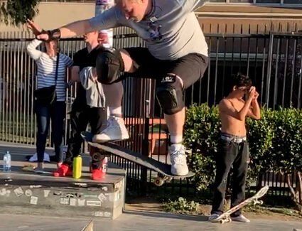 DailyWalkGuy Skateboarding in Los Angeles pre-pandemic